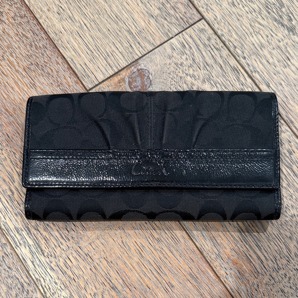 Coach Black Trifold Wallet
